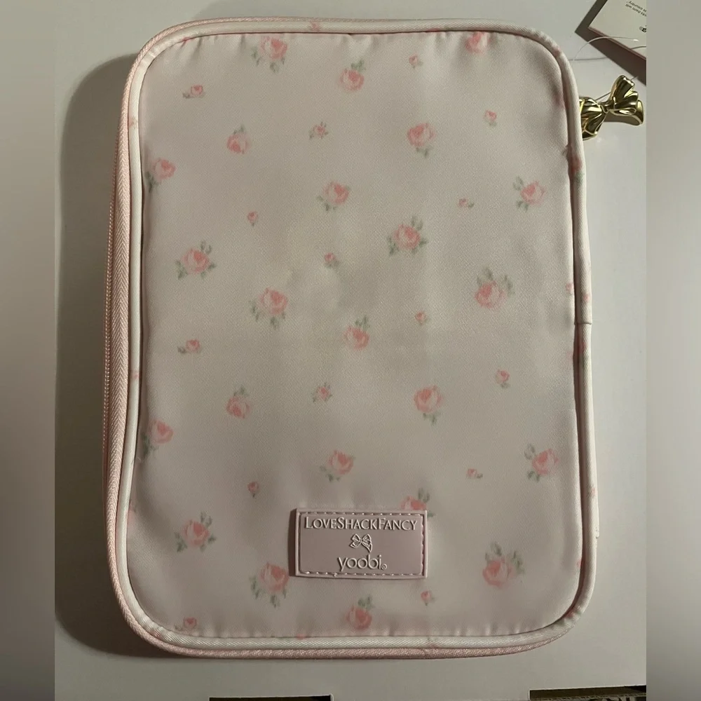 Target loveshackfancy cable organizer